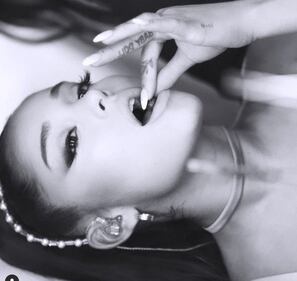 Ariana Grande, le foto su Instagram 8