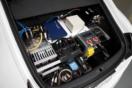 Quasi pronta l'auto che si guida da sola 7