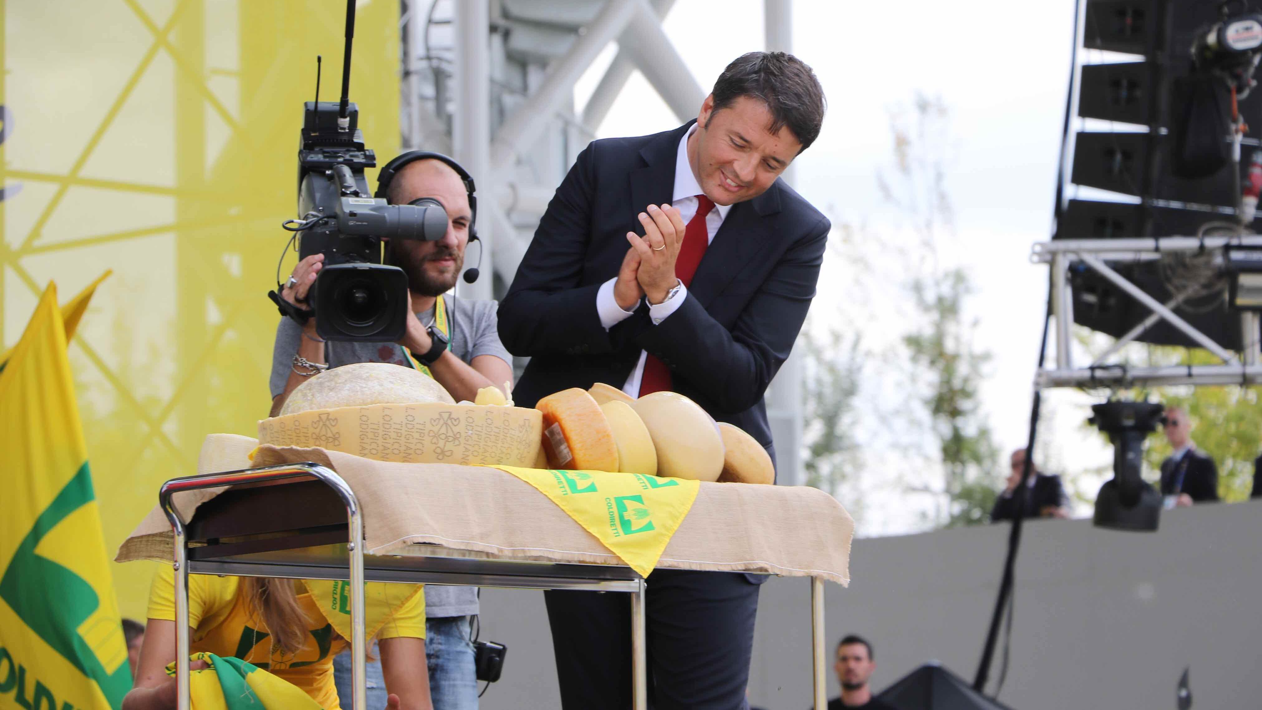 Renzi promette ancora: "Via l'Irap agricola"