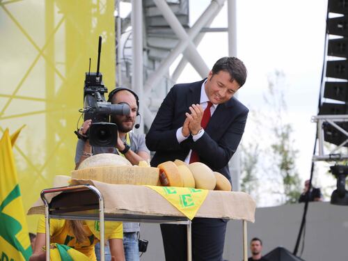Renzi promette ancora: "Via l'Irap agricola"