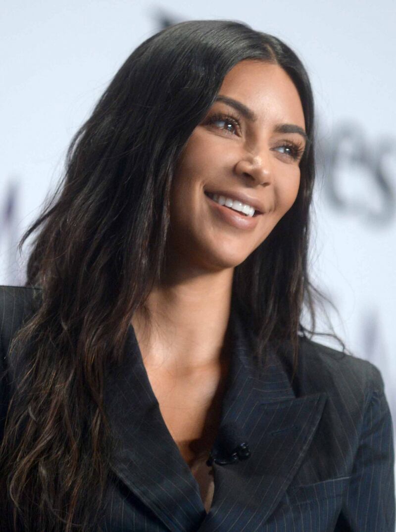 Kim Kardashian sexy, parla per le donne 26