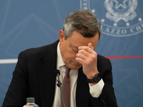 Draghi esasperato dalle beghe M5s impone l'agenda: subito la giustizia poi il dossier Covid
