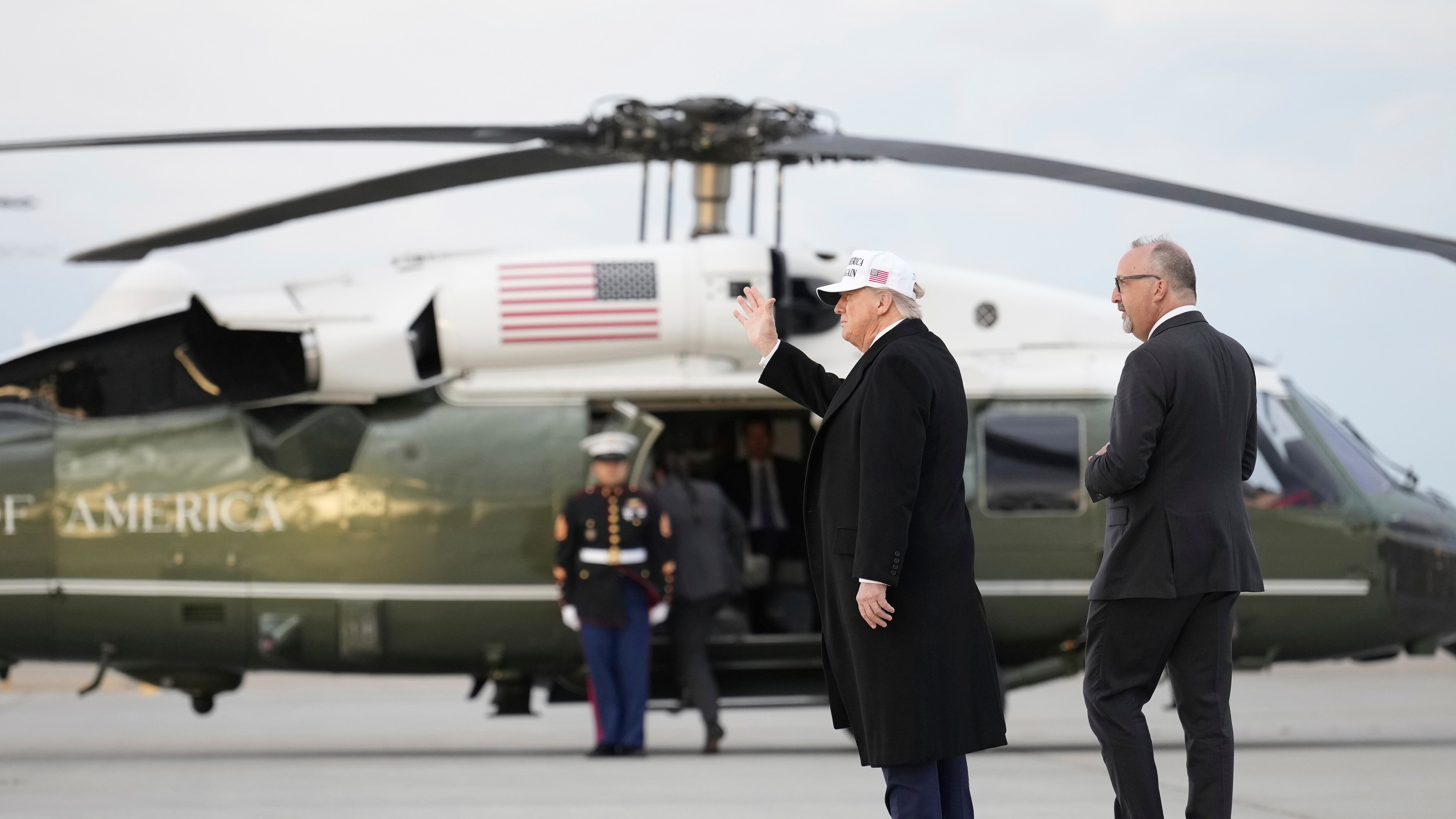 La stretta di Trump sulla sicurezza: "Dopo Washington, Guardia Nazionale a Chicago e a New York"