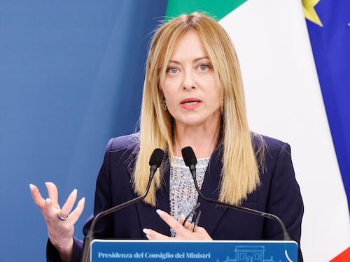 La lezioni della Meloni a Conte: “La verità sulla pandemia non è un attacco politico. È un diritto degli italiani”
