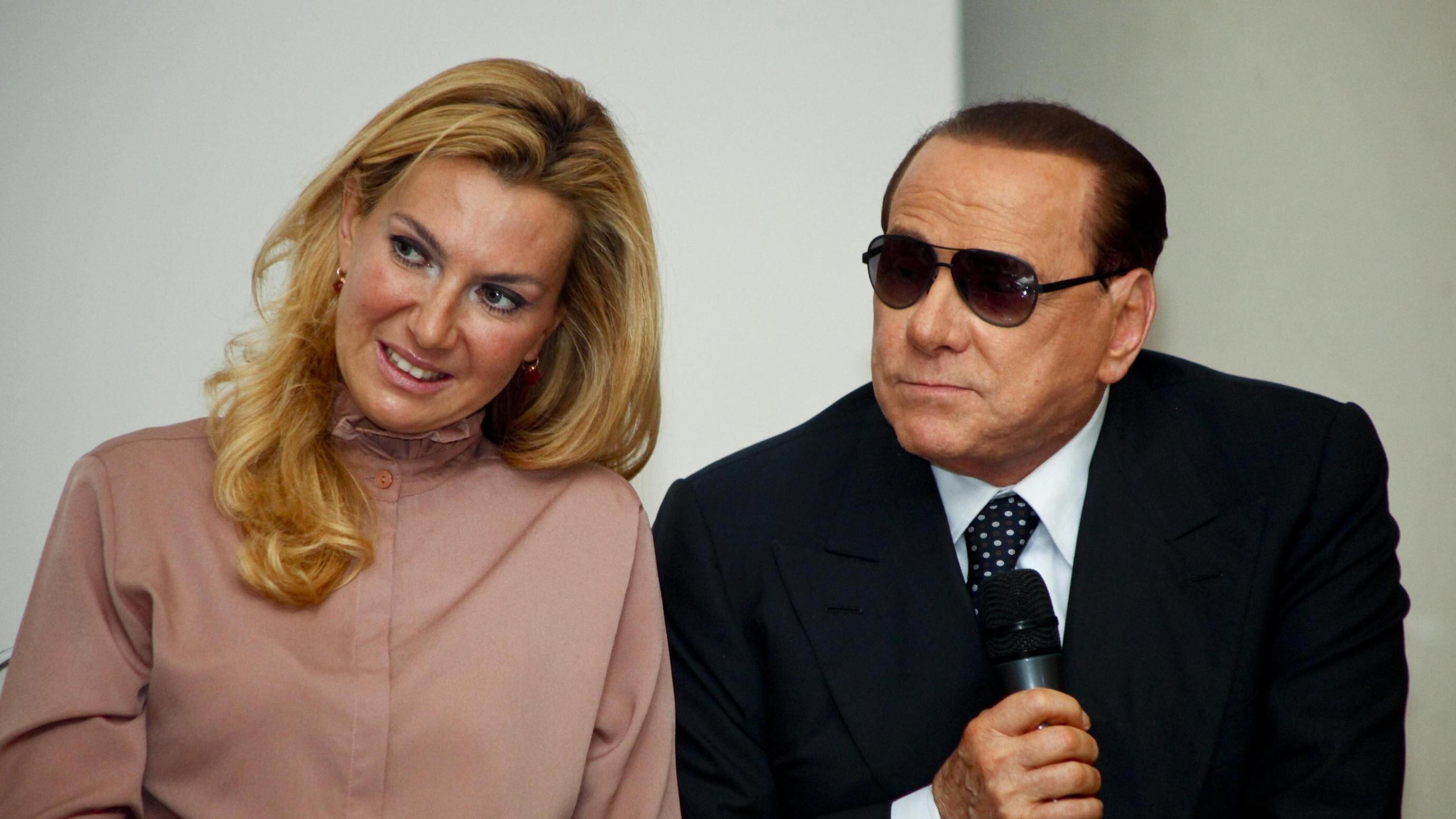 Berlusconi avverte il premier: "Accordo anche sul Quirinale"