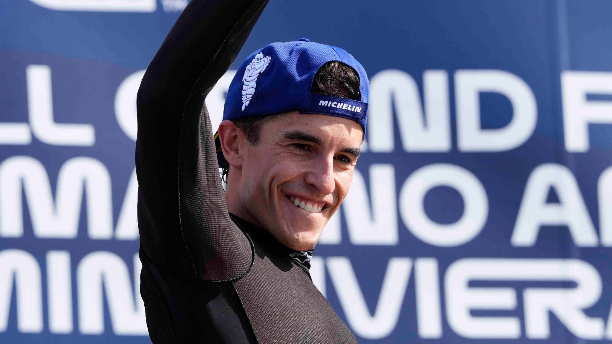 Riscatto Marquez (con spogliarello) e il mondiale è sempre più vicino