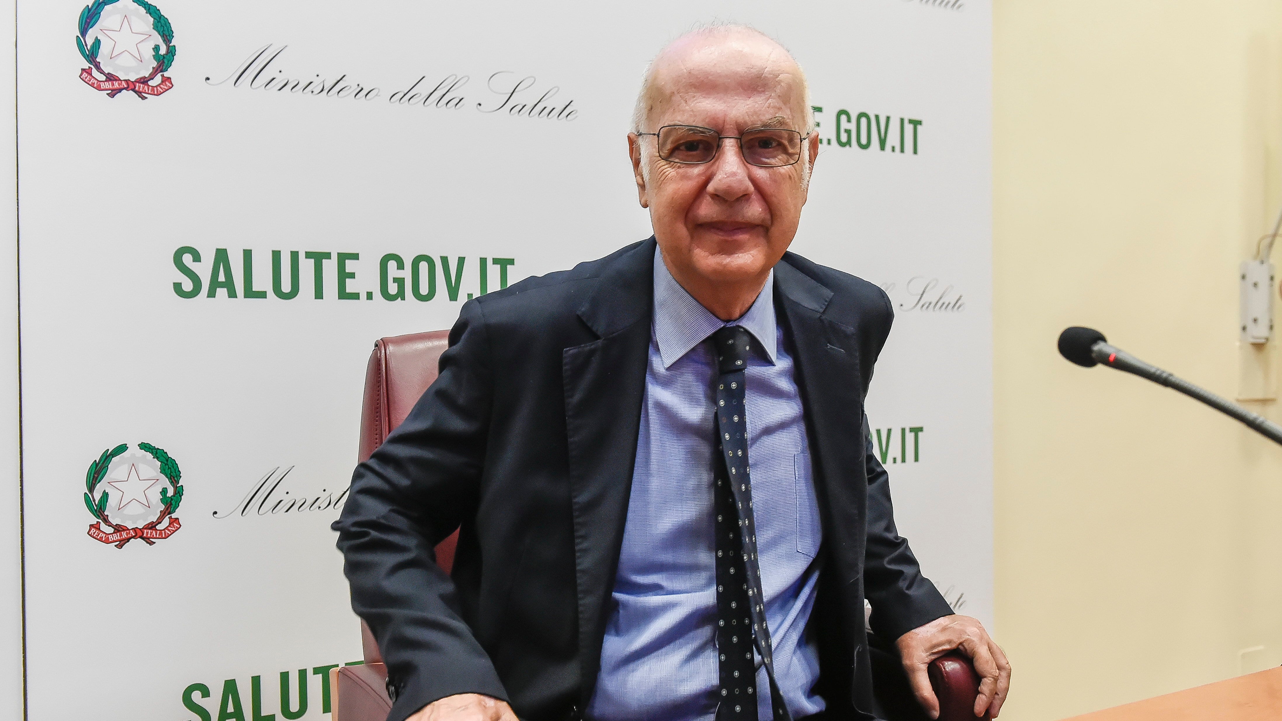 "Quelle lettere agli italiani spaventati dalla pandemia. In pensione suono il rock"