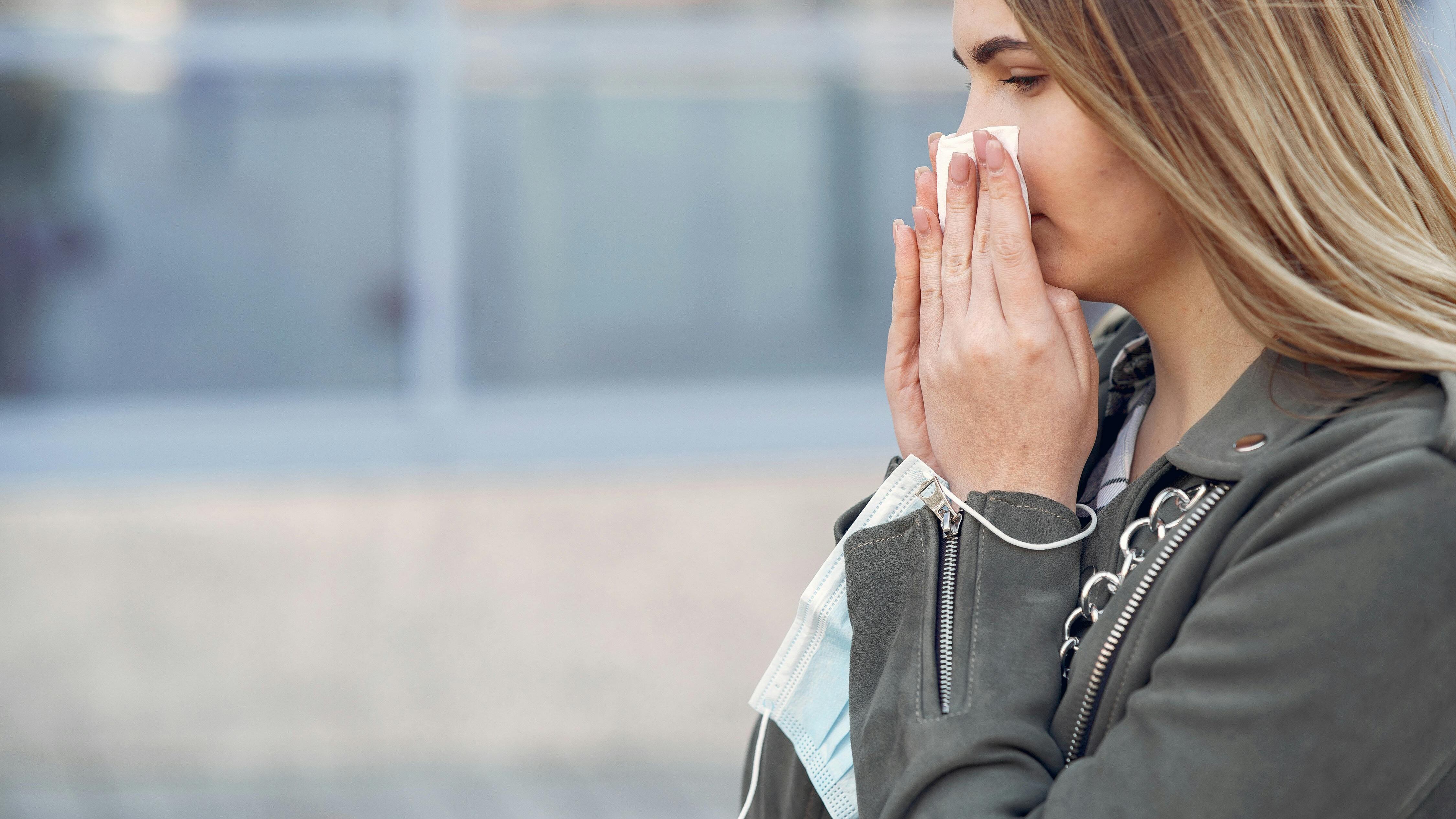 Allergia di primavera o influenza? Ecco come distinguere i sintomi