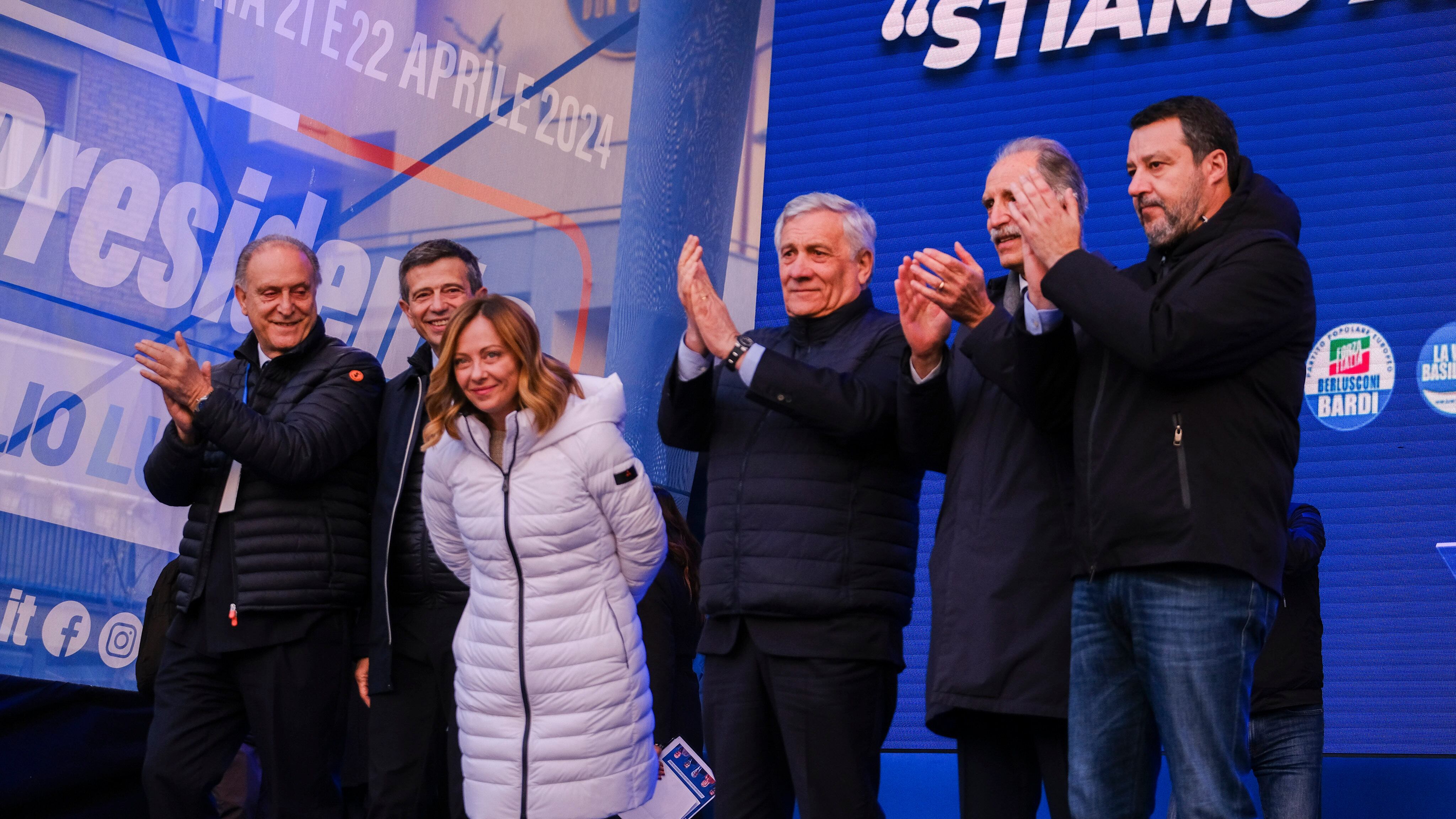 Meloni e la strategia della "pacificazione": senza polemiche si vince. E Tajani vede il sorpasso