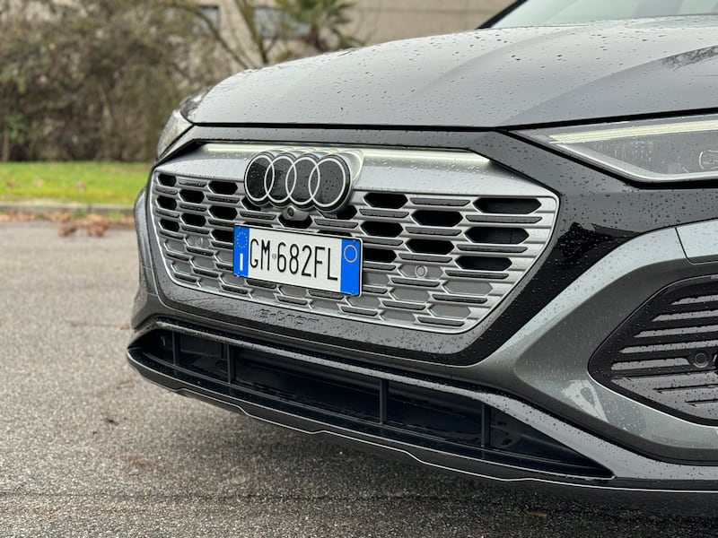Audi Q8 Sportback e-tron: la gallery del SUV premium 100% elettrico tedesco 6