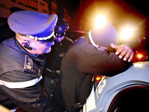 Stupri, furti e mazzette: in manette 4 poliziotti della questura di Roma