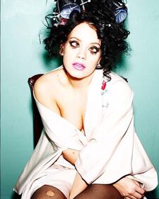 Lily Allen e il terremoto: foto 3