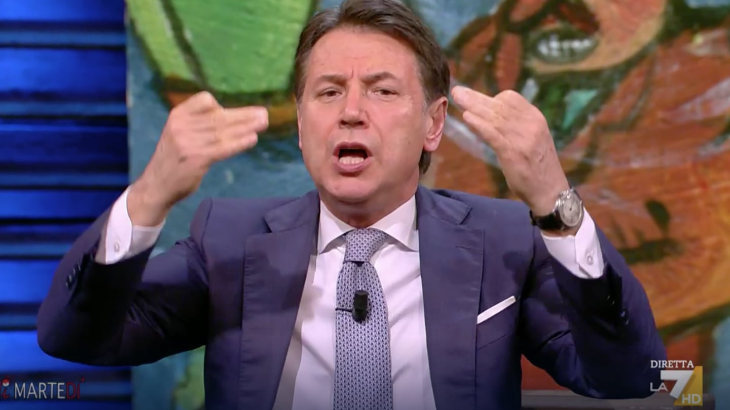 "Con me l'Italia era una Ferrari". Conte la spara grossa: nostalgia per reddito 5S e Superbonus