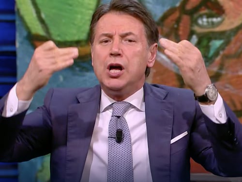 "Con me l'Italia era una Ferrari". Conte la spara grossa: nostalgia per reddito 5S e Superbonus