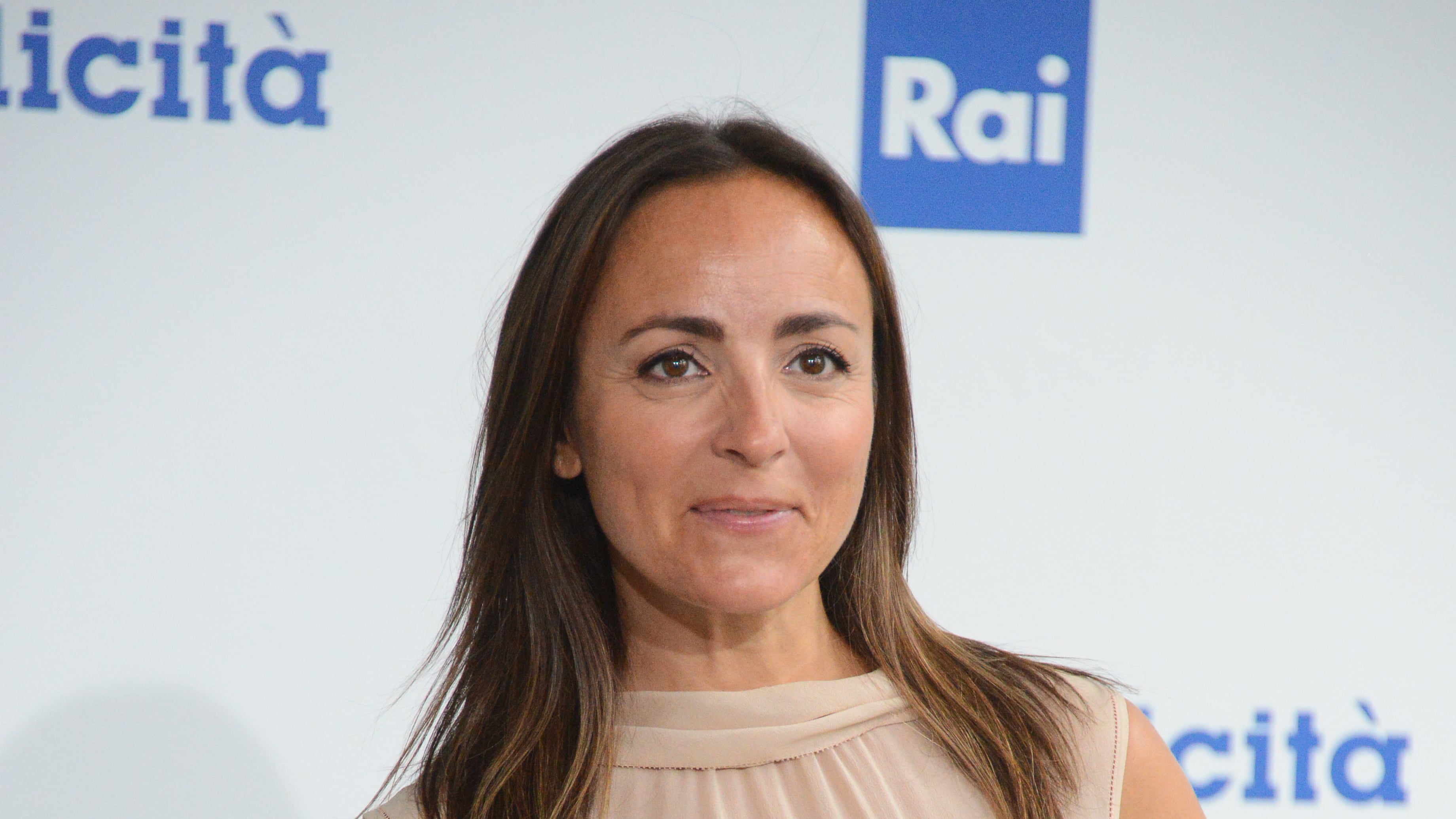 Camila Raznovich: "Bimbi iper protetti, la vita è anche scomoda"