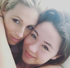 Aurora Ramazzotti, sexy vacanze 16