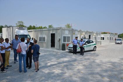 Il nuovo campo rom di via Lombroso costato 600mila euro 1