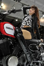 Donne e motori: l'Eicma al via 9