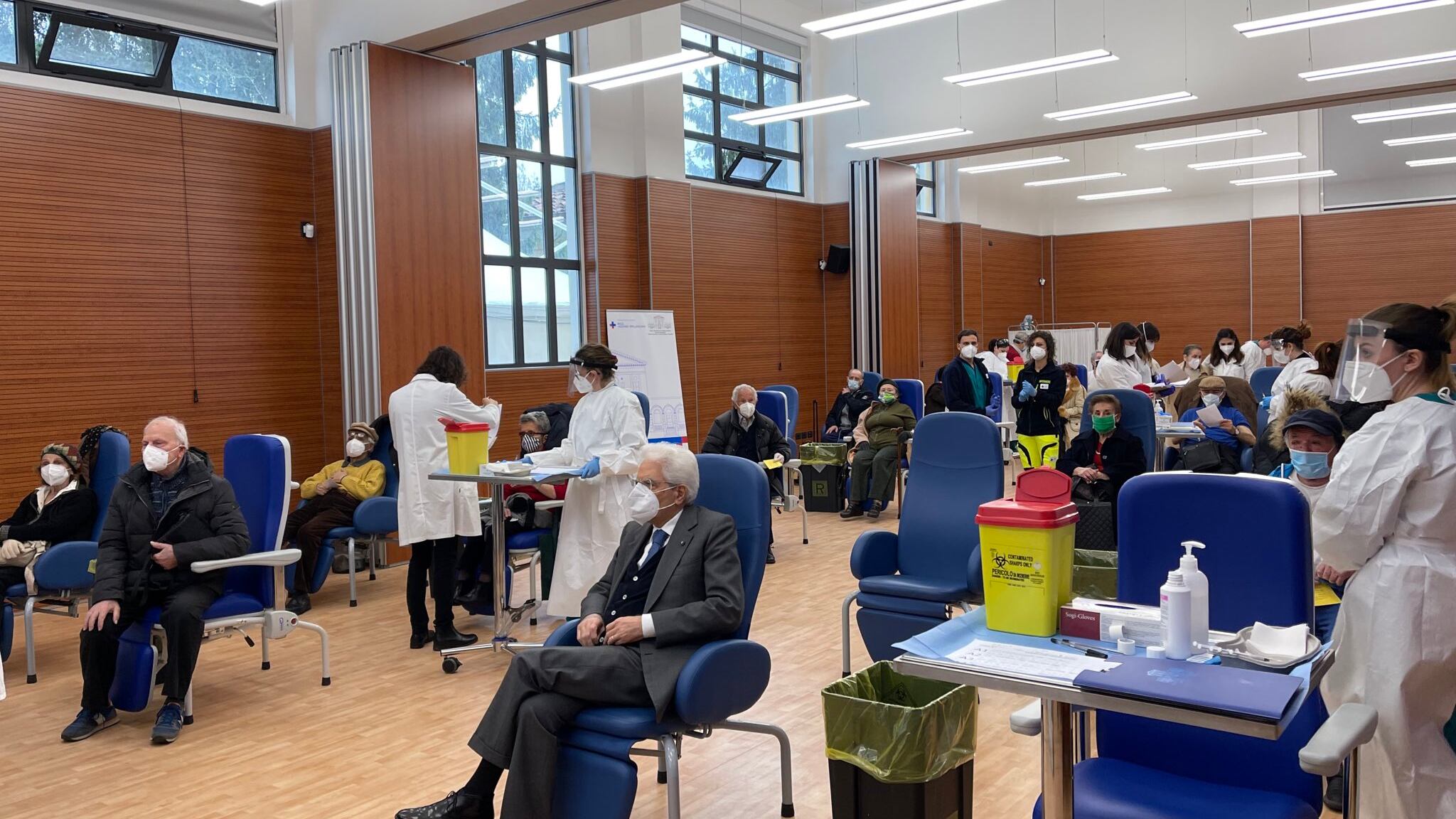 Covid, Mattarella si è vaccinato