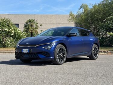 Kia EV6: guarda tutte le foto 13