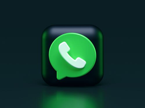 WhatsApp diventa un negozio online, la mossa di Facebook