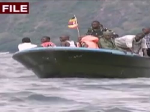 Affonda una barca in Uganda con a bordo una squadra di calcio e i tifosi