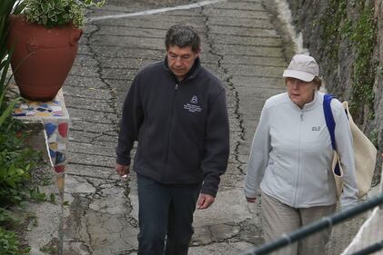 La Merkel a Ischia tra pilates e verdurine 4