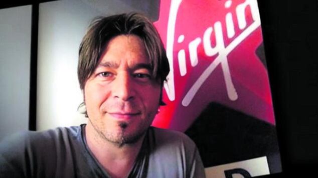 Si getta dalla finestra il capo di Virgin Radio. L'ombra dei debiti