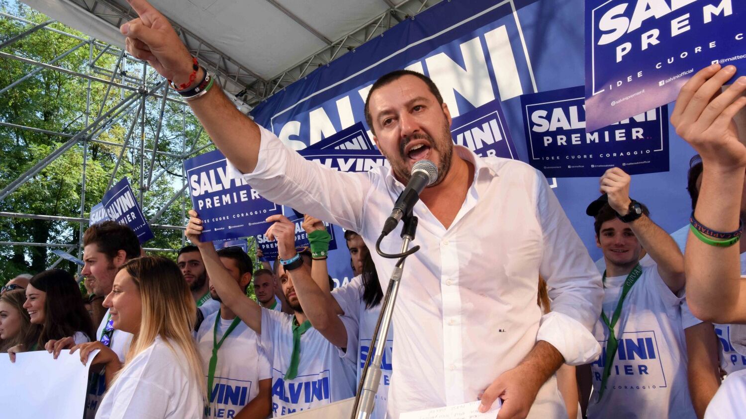 Stupri, Lorenzin: "Sconvolta". E Salvini "chiama" la Boldrini