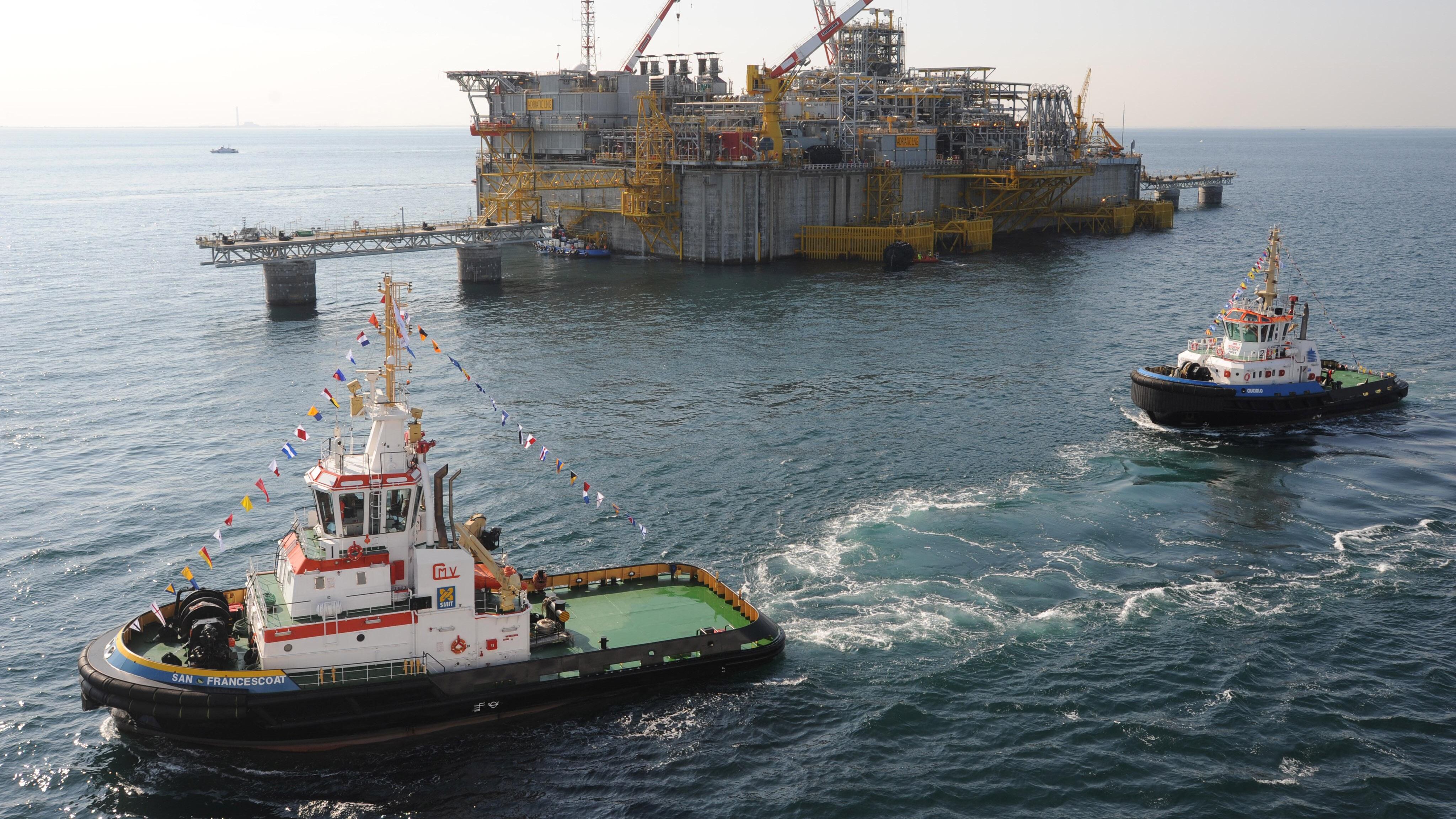 Il rigassificatore arriva a Piombino