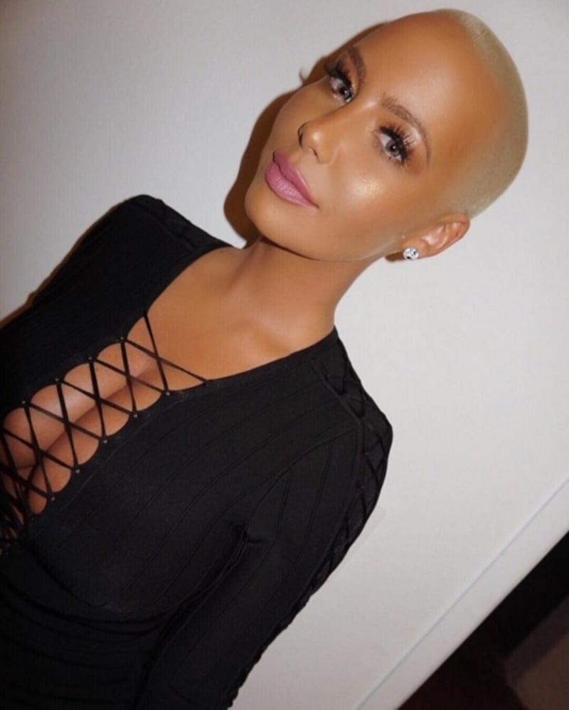 Amber Rose, anche l'ex di Kanye West difende il selfie hot di Kim Kardashian: foto 7