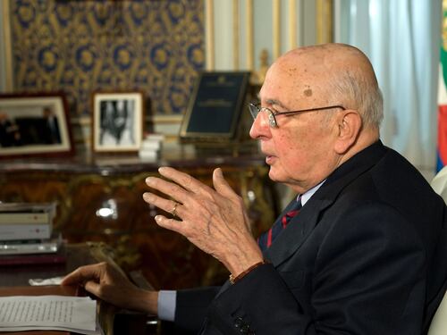 Punti oscuri, gaffe e smentite: i pm in tilt contro con il Colle