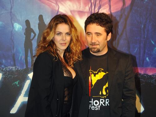 Il set galeotto, la passione, la nascita di Linda: la storia d'amore tra Claudia Gerini e Federico Zampaglione