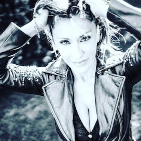 Sabrina Salerno, il seno esplode nel bikini 7
