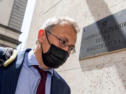 Storari svela il metodo Milano. Quelle trame sul processo Eni