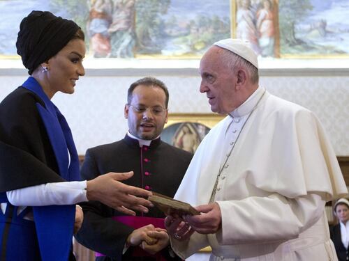 Islam, papa Francesco tende la mano: "Cristiani e musulmano, abbiamo la stessa radice"