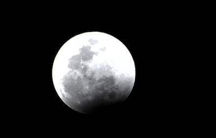 Super Luna Rossa, le immagini dell'eclissi da tutto il mondo 1