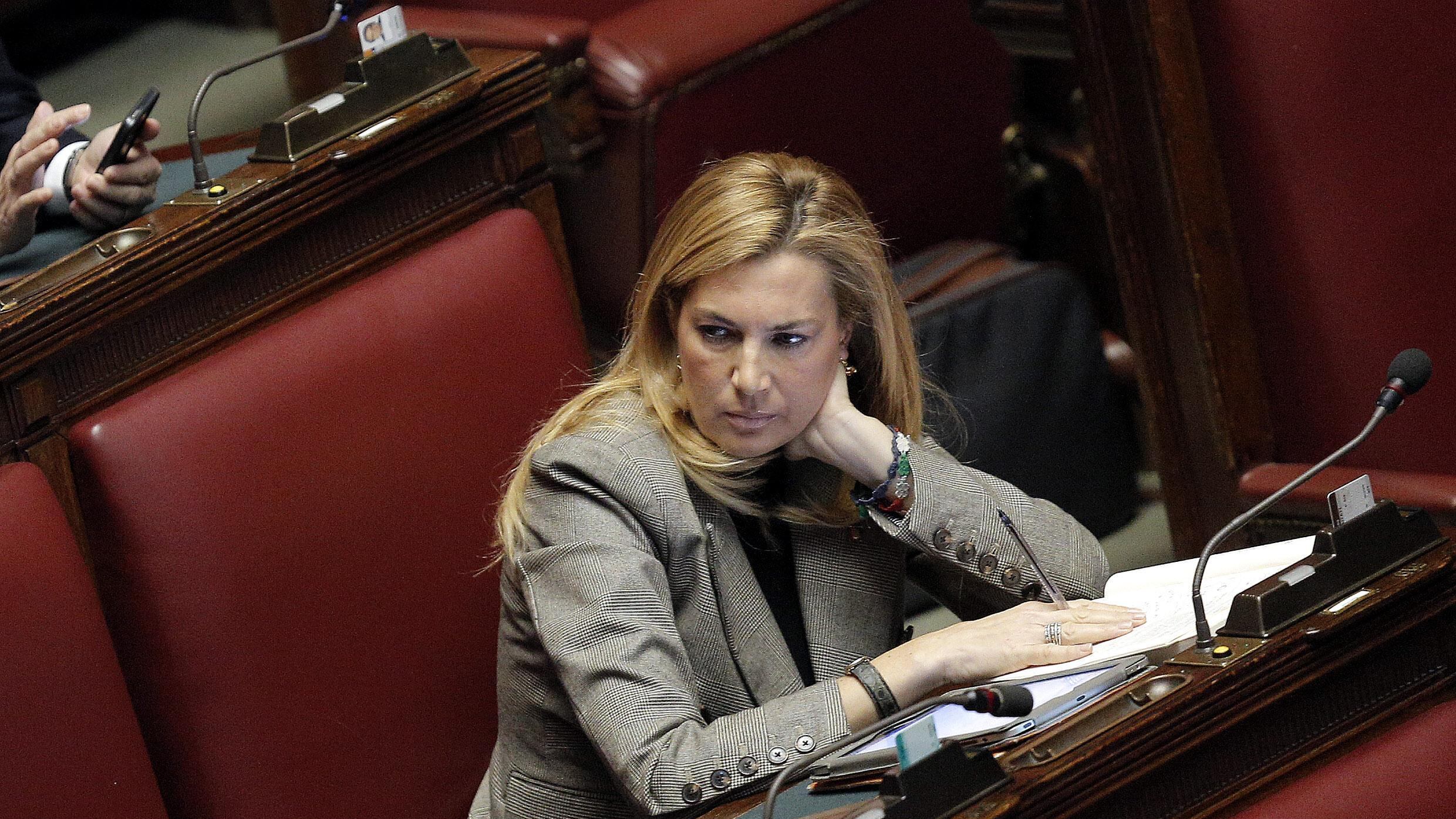 "Sono molto perplessa: squilibrio di interessi se si entra in un giornale"