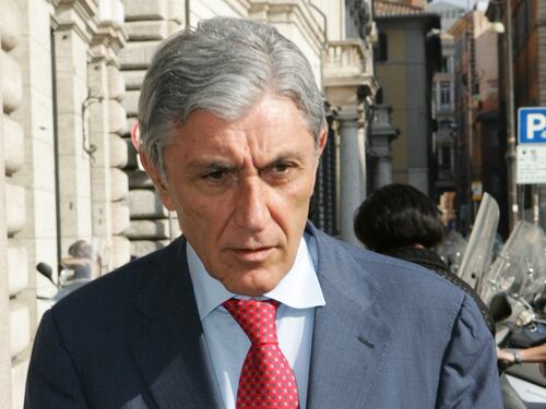 Rifiuti in Campania processo a Bassolino tutti assolti