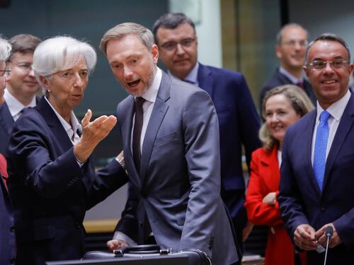 Bce ai falchi: "No al panico sui tassi"