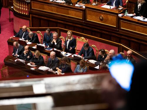 L'opposizione senza bussola: tre linee diverse sulla guerra