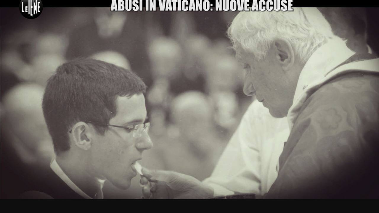 Abusi sui chierichetti del Papa: ci sono tre nuove testimonianze choc