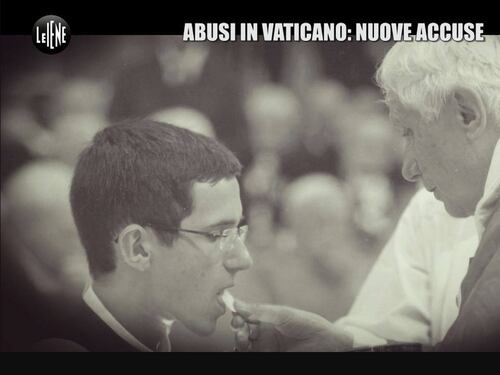 Abusi sui chierichetti del Papa: ci sono tre nuove testimonianze choc