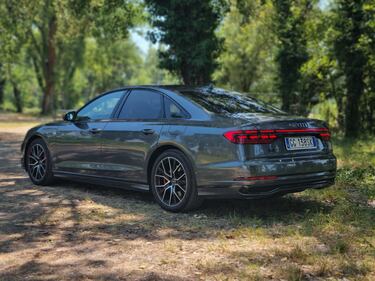 Audi A8 60 TFSI e, guarda la gallery  9