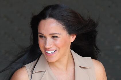 Meghan Markle raggiante in Africa: foto 1