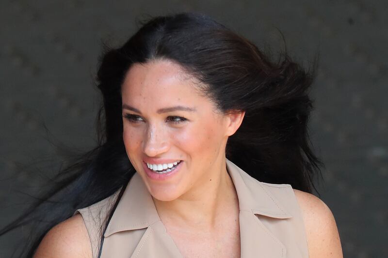 Meghan Markle raggiante in Africa: foto 1