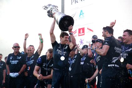 America's Cup: le immagini del trionfo di Team New Zealand 2