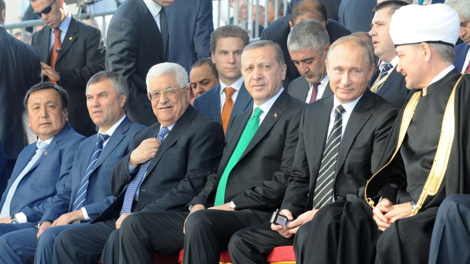 Effetto Putin: dopo la Merkel anche Erdogan apre ad Assad