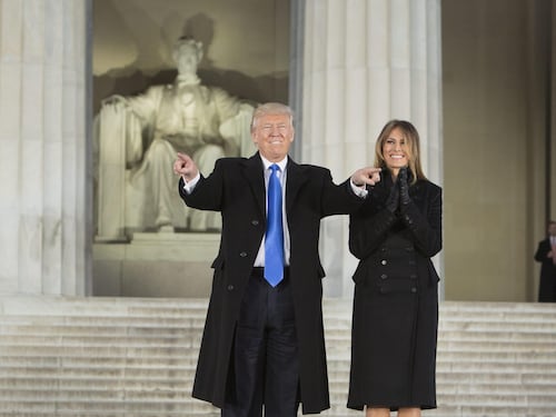"Guerra al deep state": il piano di Trump e "vendetta" contro i dem