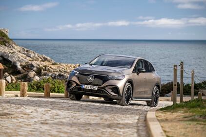 Mercedes-Benz EQE SUV, guarda la gallery 3